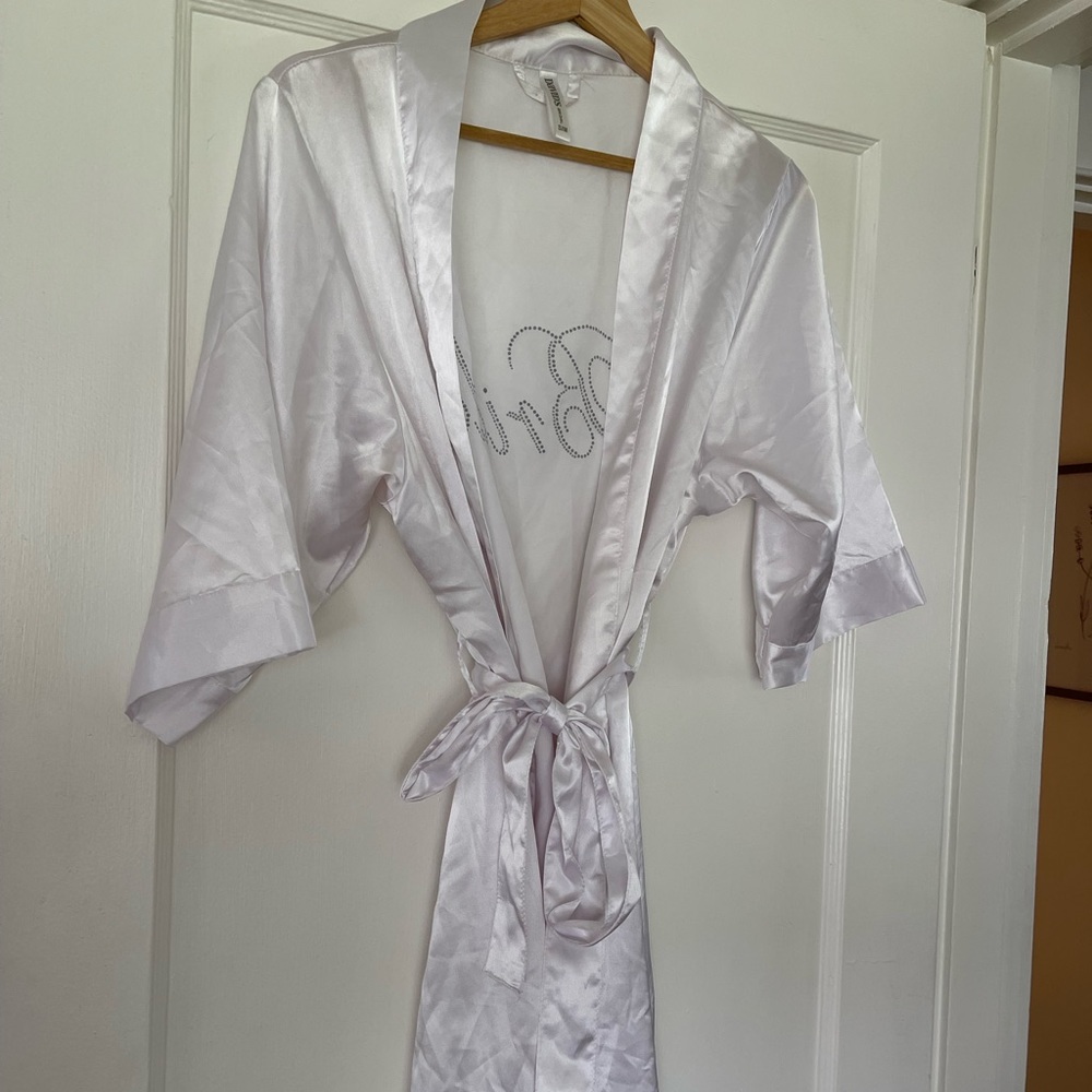 Bridal Robe - Picture 2 of 5